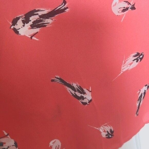 Lily White cold shoulder coral pink top with white/black bird pattern - Small - Picture 3 of 6